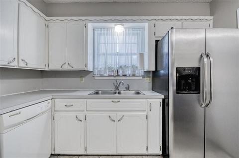 1305 Abbey Dr, Norman, OK 73071 photo 13