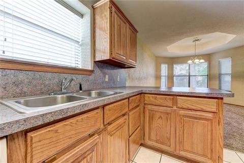 605 Goshawk Dr, Norman, OK 73072 photo 7
