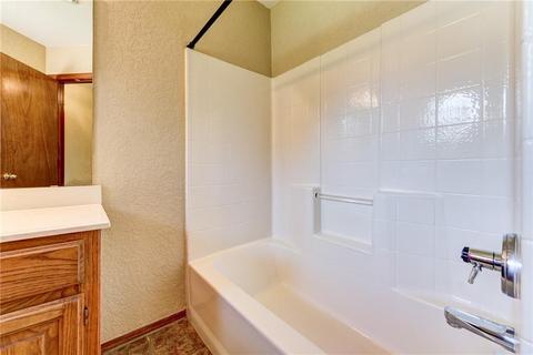 605 Goshawk Dr, Norman, OK 73072 photo 25