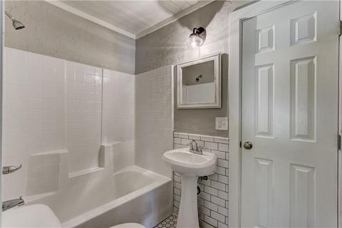315 E Apache St, Norman, OK 73069 photo 25