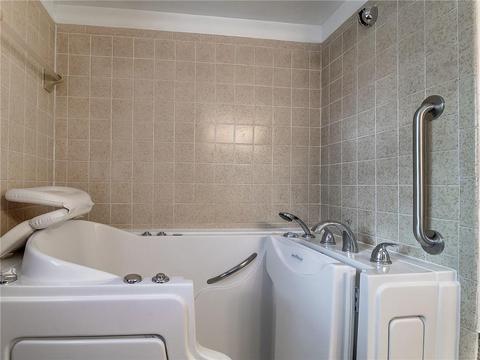 828 Stout Cir, Moore, OK 73170 photo 23
