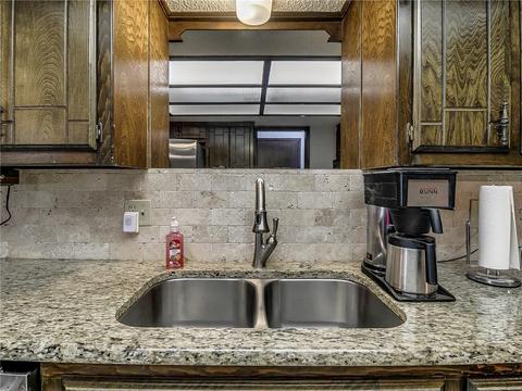828 Stout Cir, Moore, OK 73170 photo 11