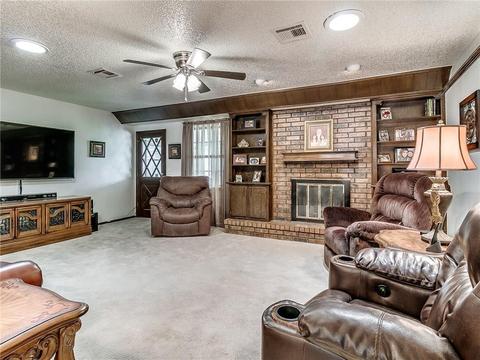 828 Stout Cir, Moore, OK 73170 photo 5