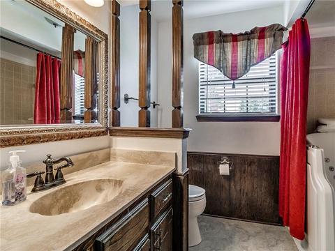 828 Stout Cir, Moore, OK 73170 photo 22
