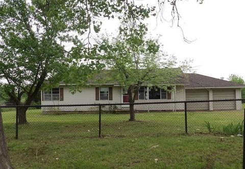 805 E Scissortail Ln, Cushing, OK 74023 photo 1
