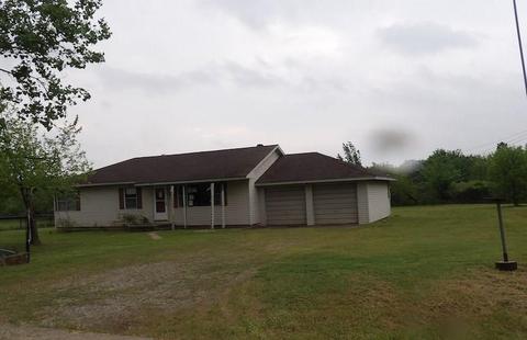 805 E Scissortail Ln, Cushing, OK 74023 photo 2