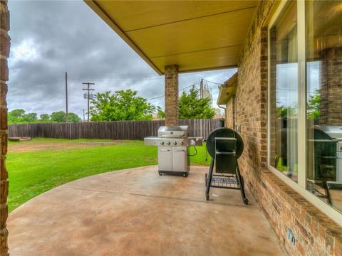 3005 Flint Ct, Moore, OK 73165 photo 29