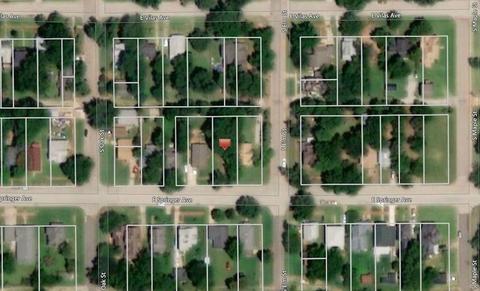 520 E Springer Ave, Guthrie, OK 73044 photo 3