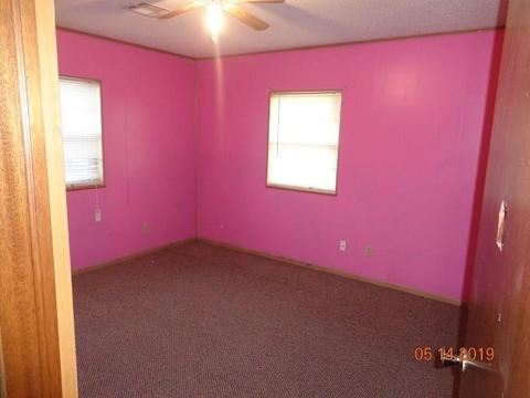 1103 Villa Dr, Watonga, OK 73772 photo 7