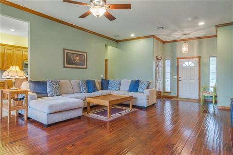 313 Nathan Dr, Norman, OK 73069 photo 4