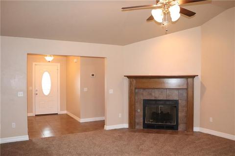 1824 Foxtail Cir, Altus, OK 73521 photo 8