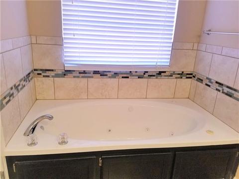 1824 Foxtail Cir, Altus, OK 73521 photo 32