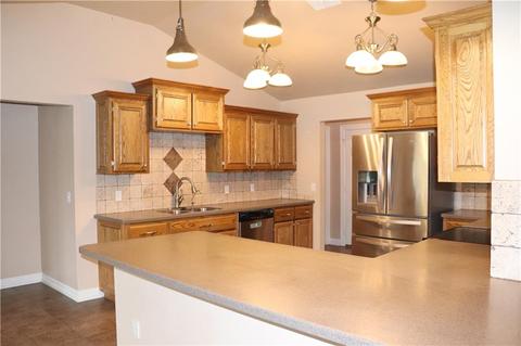 1824 Foxtail Cir, Altus, OK 73521 photo 14