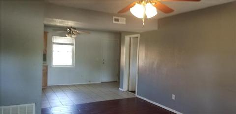 413 Lynda Way, Tuttle, OK 73089 photo 3