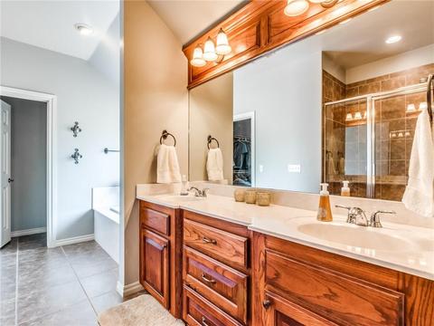 4100 Driftwood Cir, Harrah, OK 73045 photo 14