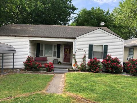 722 E 7th St, Ada, OK 74820 photo 1