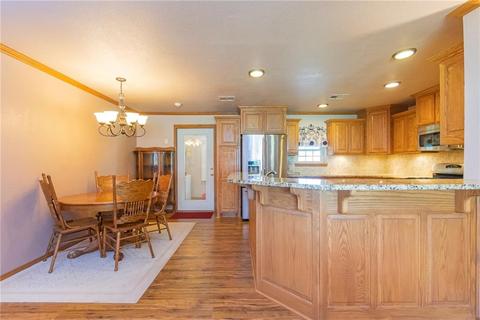 102 SE 2nd St, Tuttle, OK 73089 photo 10