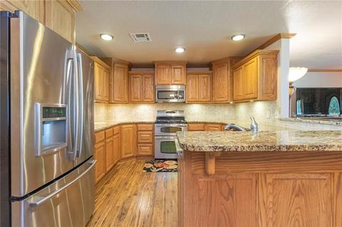 102 SE 2nd St, Tuttle, OK 73089 photo 11