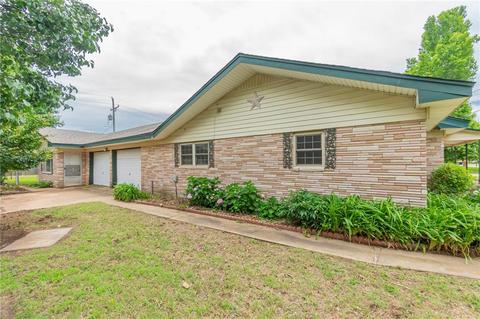 102 SE 2nd St, Tuttle, OK 73089 photo 29