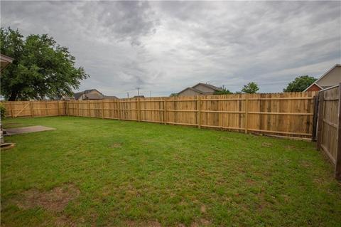 2100 Meench Dr, Moore, OK 73170 photo 27