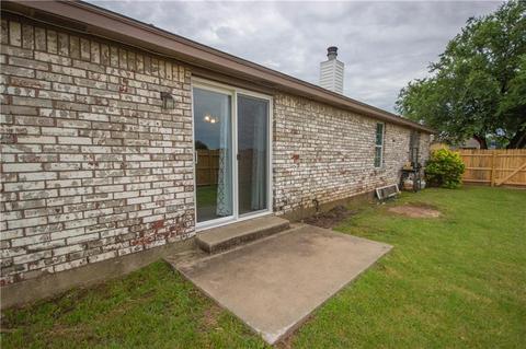 2100 Meench Dr, Moore, OK 73170 photo 23