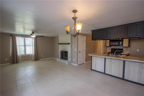 2100 Meench Dr, Moore, OK 73170 photo 5