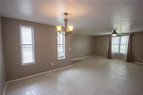 2100 Meench Dr, Moore, OK 73170 photo 8