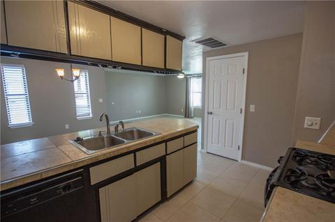 2100 Meench Dr, Moore, OK 73170 photo 10