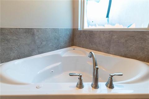 8409 NW 158th St, Edmond, OK 73013 photo 11