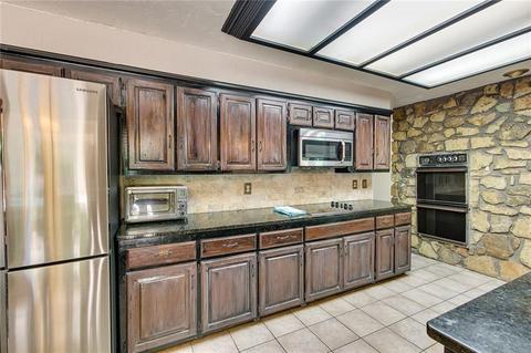 2009 Eagle Dr, Edmond, OK 73034 photo 9