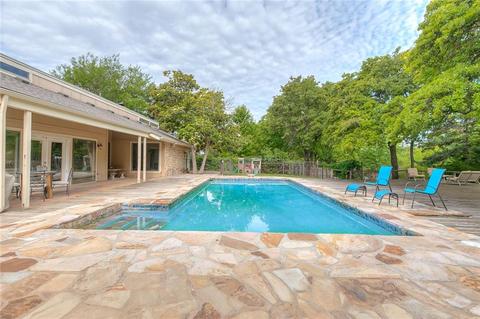 2009 Eagle Dr, Edmond, OK 73034 photo 3