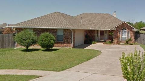 2832 Victoria Dr, Norman, OK 73072 photo 1