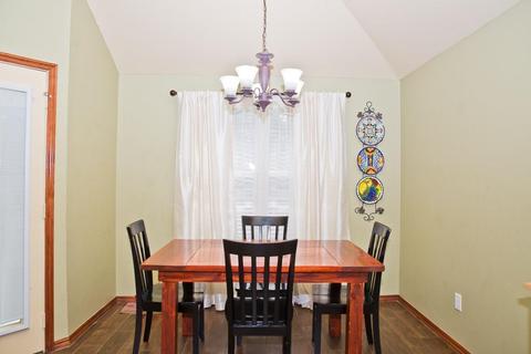 1709 Tara Dr, Moore, OK 73160 photo 9