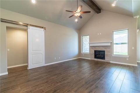 1013 NE 33rd Ter, Moore, OK 73160 photo 7