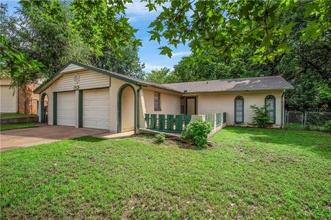 828 Lamplighter Ct, Guthrie, OK 73044 photo 2