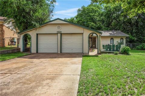828 Lamplighter Ct, Guthrie, OK 73044 photo 1