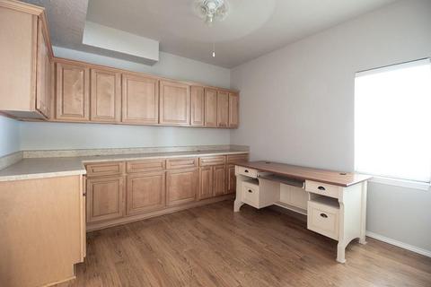 4506 N Central Rd, Bethany, OK 73008 photo 3