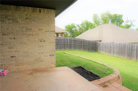 216 Evie Pl, Moore, OK 73160 photo 26