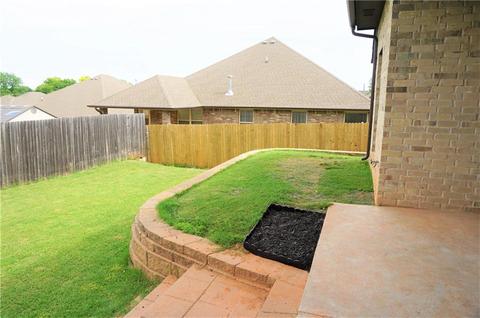 216 Evie Pl, Moore, OK 73160 photo 27