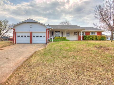 1502 Barta Ave, Prague, OK 74864 photo 1