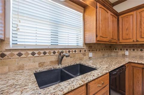 3004 SE 34th St, Moore, OK 73165 photo 9