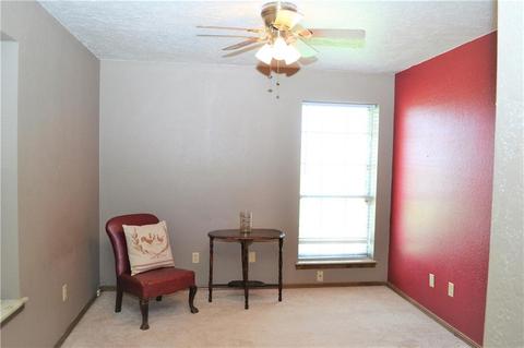 2410 Mockingbird Dr, Tuttle, OK 73089 photo 19
