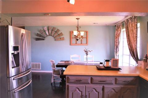 2410 Mockingbird Dr, Tuttle, OK 73089 photo 11