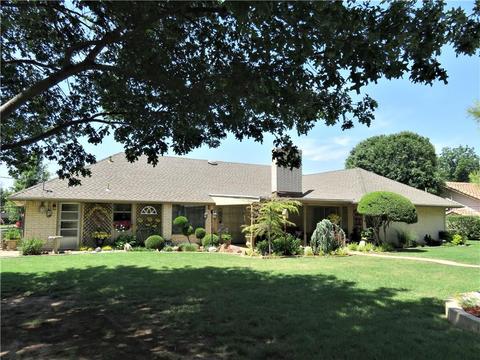 300 Cameron Dr, Altus, OK 73521 photo 33