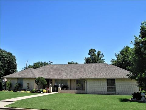 300 Cameron Dr, Altus, OK 73521 photo 31
