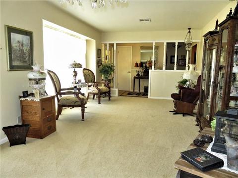 300 Cameron Dr, Altus, OK 73521 photo 4