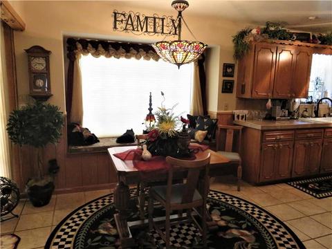 300 Cameron Dr, Altus, OK 73521 photo 11