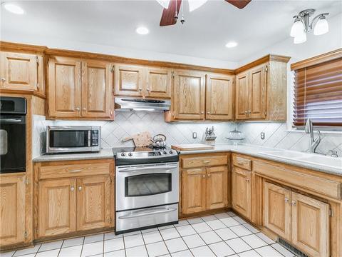 137 E Olympic, Yukon, OK 73099 photo 19