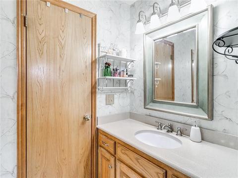 137 E Olympic, Yukon, OK 73099 photo 14