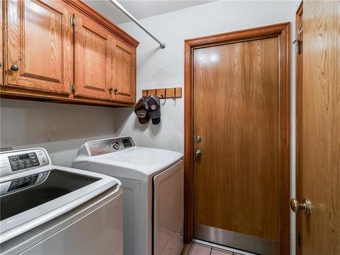 137 E Olympic, Yukon, OK 73099 photo 3